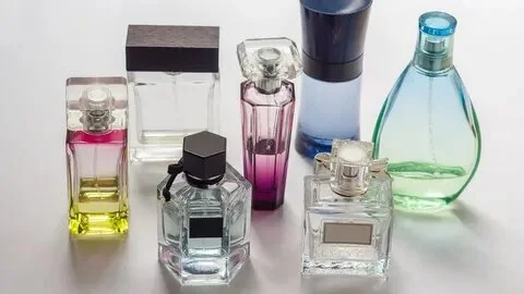 تفاوت  عطر زنانه و مردانه